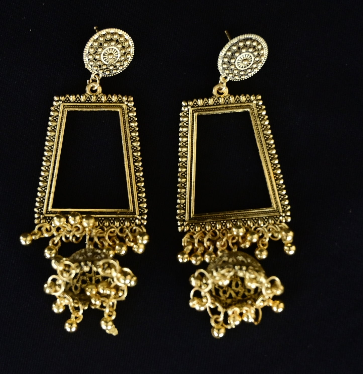 Golden Jhumka (C)