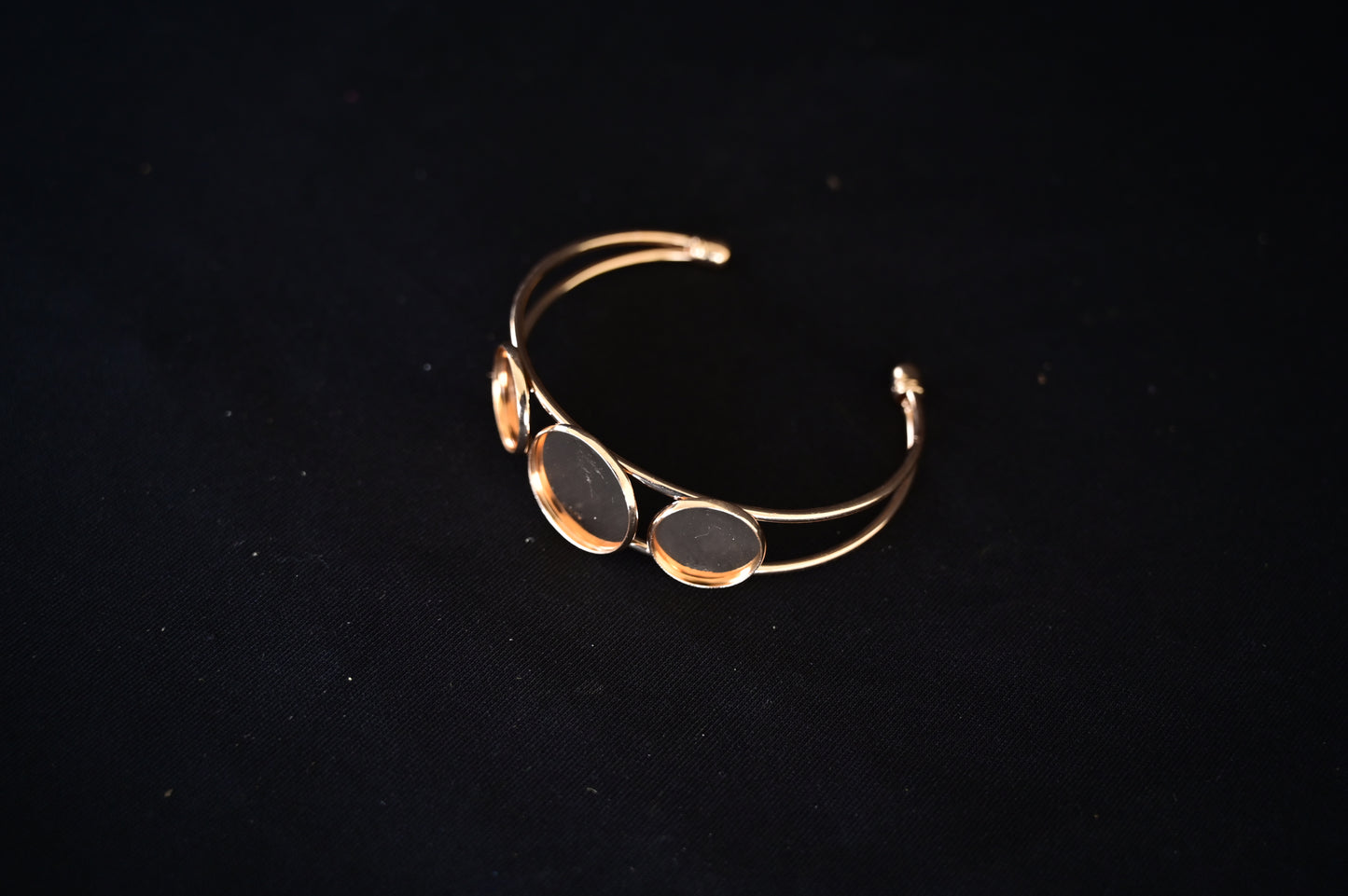 3 round plain kada