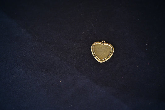 Antique heart bezel