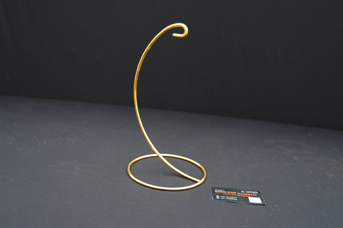 Golden metal hanging Stand