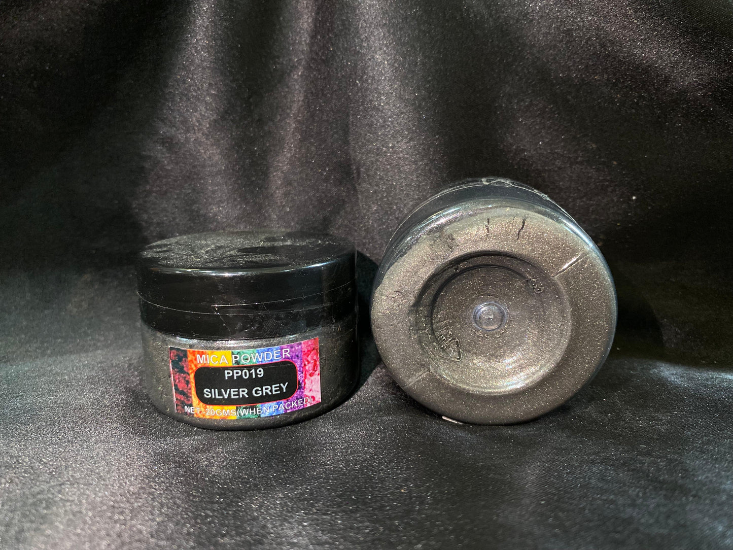 Silver Grey Powder Pigment