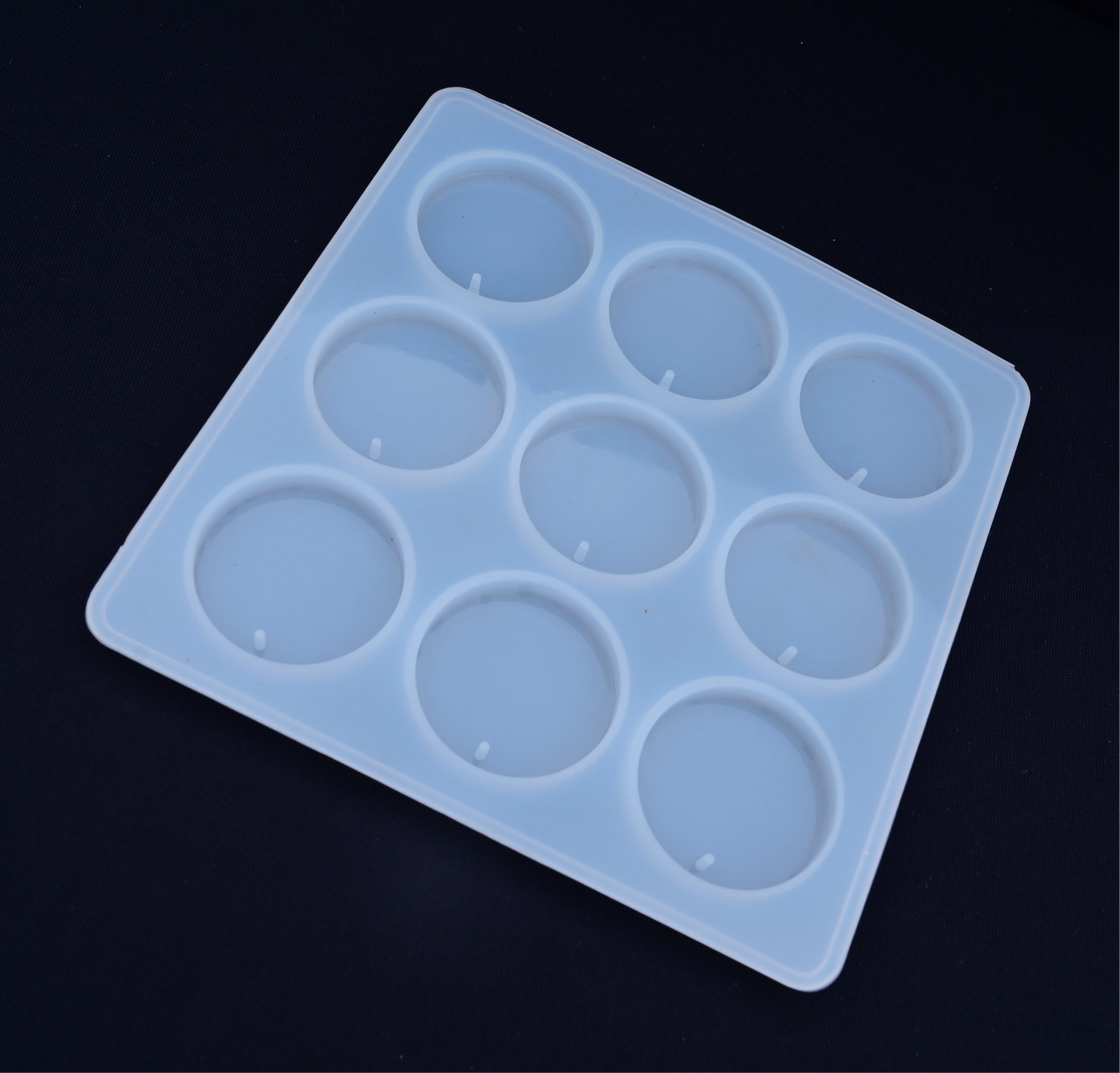 9 in 1 round keychain mould