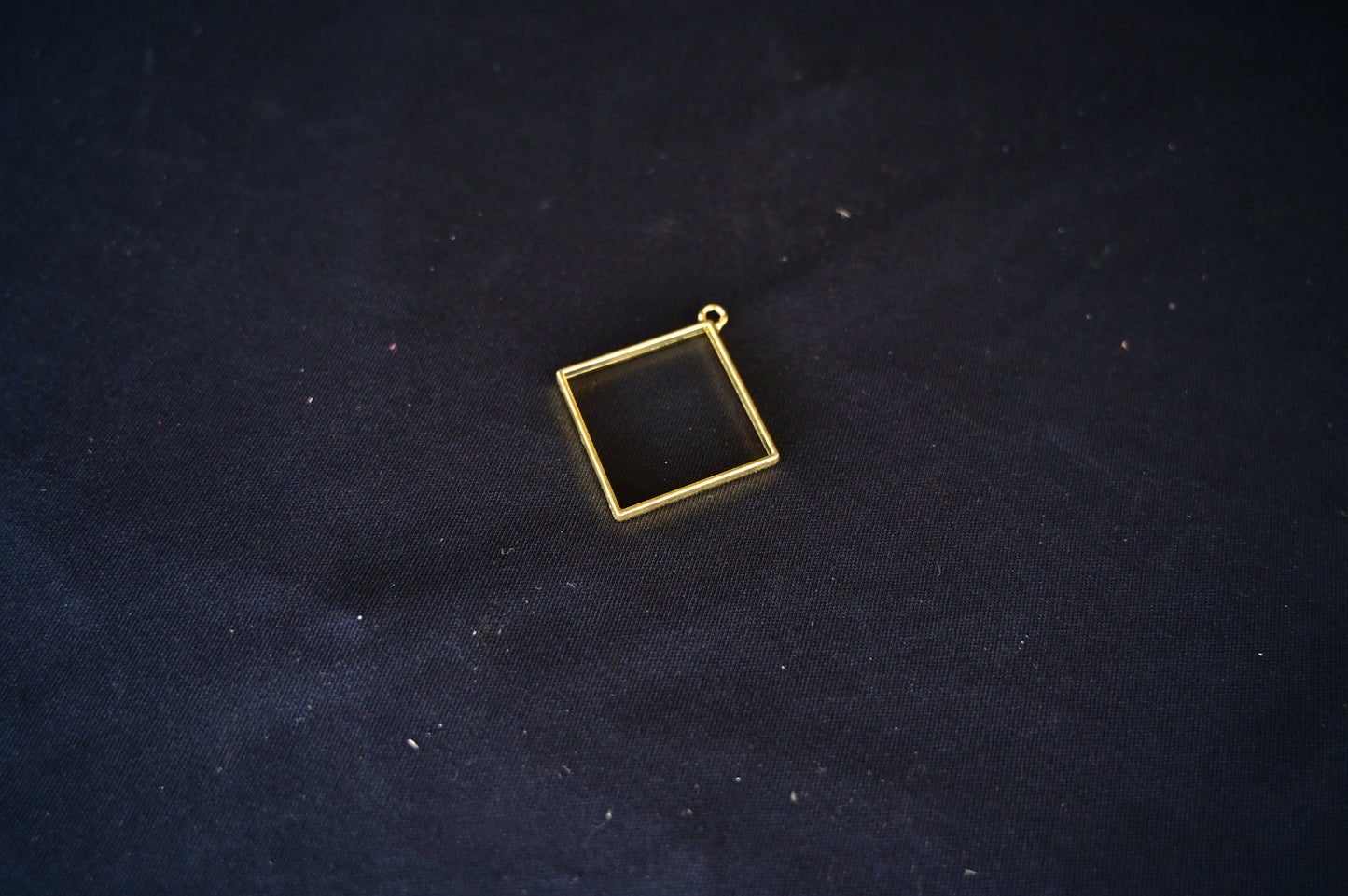 Square bezel