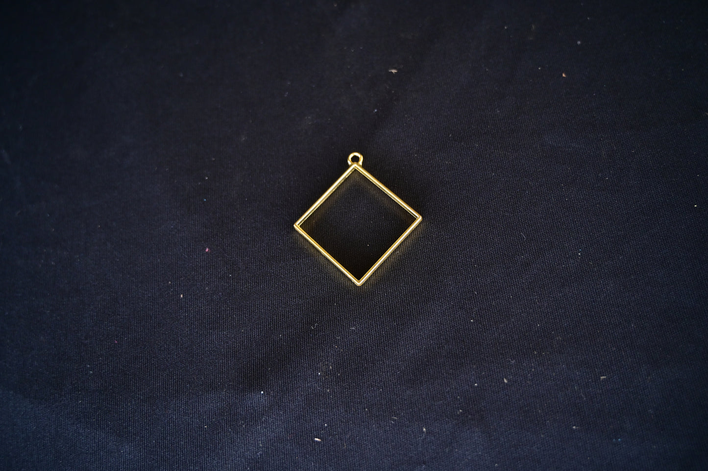 Square bezel
