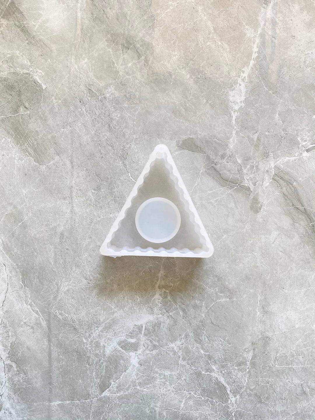 Triangle T light Holder mould