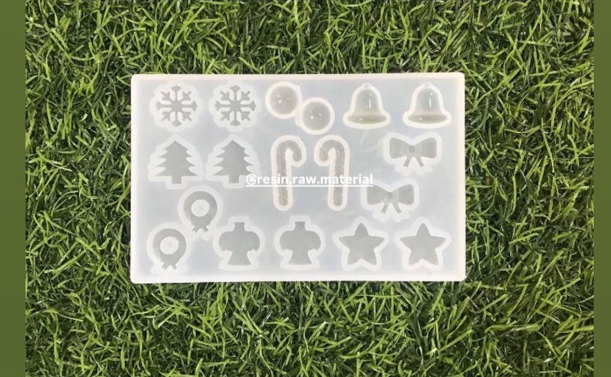 Christmas Mould (Ch4)