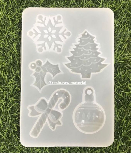 Christmas Mould (Ch5)
